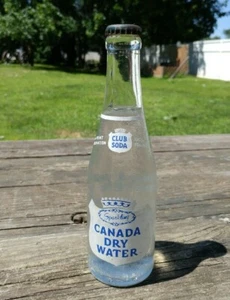 VTG CANADA DRY SPARKLING WATER BOTTLE unopened sealed painted label pop top 7 oz - Picture 1 of 5