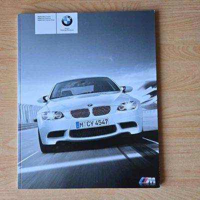 [Deberes de importación incluidos] BMW M3 2009 Catálogo Alemán 81 Páginas Multilingüe Excelente Foto 1 de 4