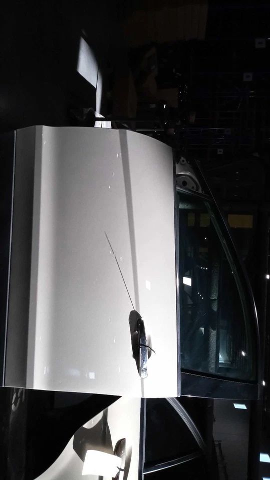 Cadillac SRX 2014 puerta izquierda plateada fabricante de equipos originales usado 607623 112 k millas Foto 1 de 2