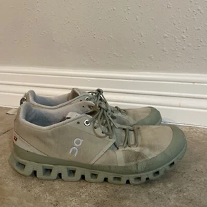 On Cloud Dip para mujer, zapatos para correr, talla 9 verde salvia - Imagen 1 de 7