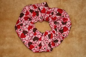 Scrunch-Ups HAIR SCRUNCHIES - Beautiful Red & Brown Hearts On Pink Scrunchie - Picture 1 of 2