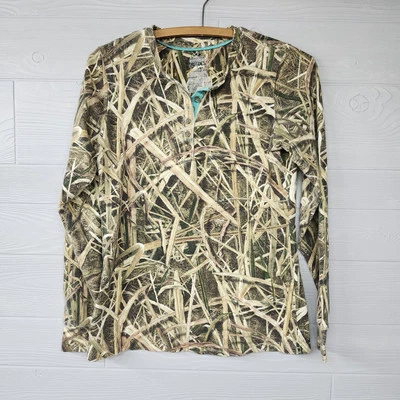 Mossy Oak Shadow Grass Camouflage Long Sleeve TShirt Womens Size Small - Image 1 of 4