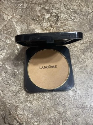 Lancome Dual Finish универсальная пудра для макияжа матовый мед IV (4) 0,67 унц ЧИТАЙТЕ - Изображение 1 из 4