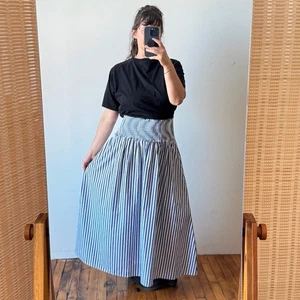 HILL HOUSE The Delphine Nap Skirt in Navy Stripe - Size XL - Excellent Condition - Picture 1 of 7