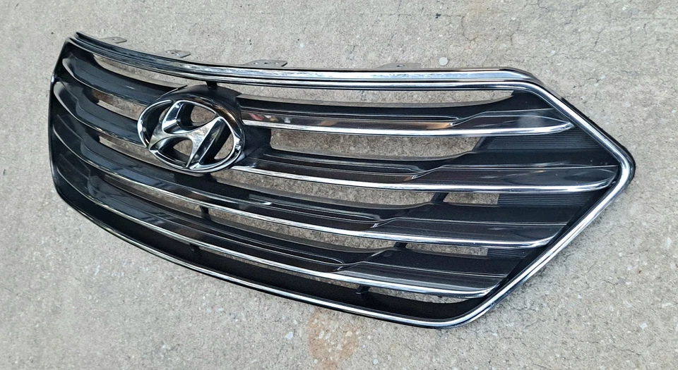 2013-2016 Hyundai Santa Fe Upper Grille Chrome 2014 2015 Foto 1 de 4