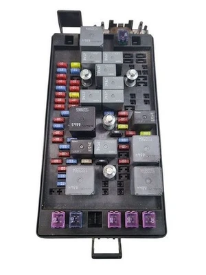 2004-2006 Chevy Colorado GMC Canyon Engine Fuse Box Assembly OEM - Imagem 1 de 4