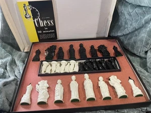 Vintage Renaissance Chess Chessmen Set By E.S. Lowe - Picture 1 of 2