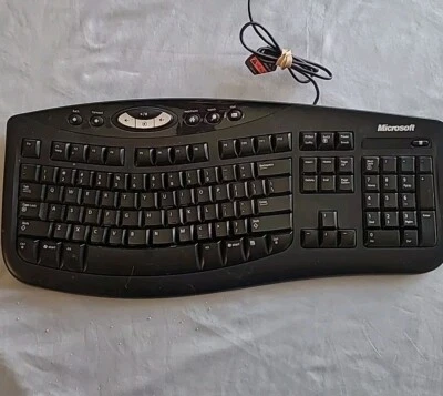 Microsoft Comfort Curve Ergonomic Compact Wired Keyboard 2000 v1.0 KU0459 Tested - Image 1 of 4