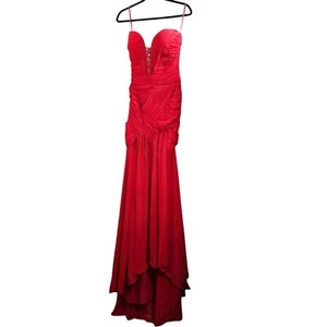 Vestido de noche rojo sin tirantes de graduación con acento de diamantes de imitación largo del piso sin tamaño pequeño - Imagen 1 de 6