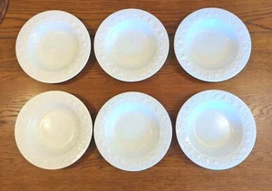 6 Quadrifoglio Franco Giorgi Pasta Soup Bowls White Embossed Fruits VGC 1980's - Picture 1 of 11