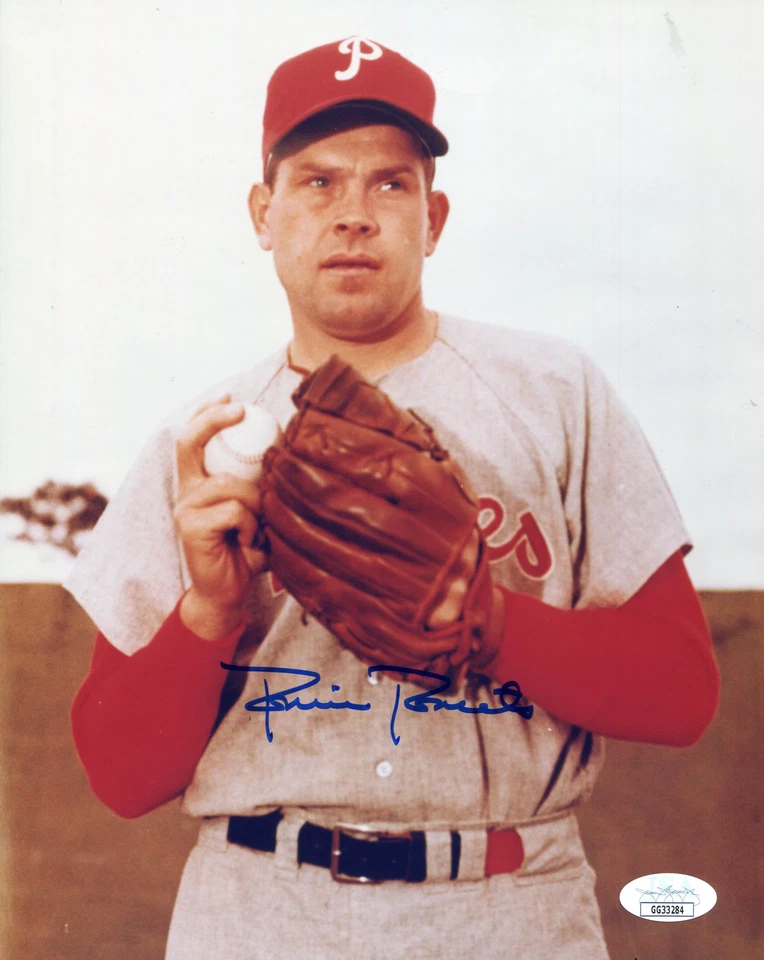 Robin Roberts Autographed 8x10 Photo (JSA) - Image 1 of 1