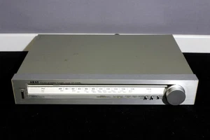 Tuner HiFi Akai AT-K02L Vintage FM AM Stéréo Révisé Testé Fonctionnel Garantie 1 - Picture 1 of 5