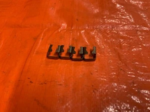 02-06 RSX TYPE S & BASE - FUEL INJECTOR MOUNTING CLIPS CLIP BRACKET BRACKETS OEM - Picture 1 of 1