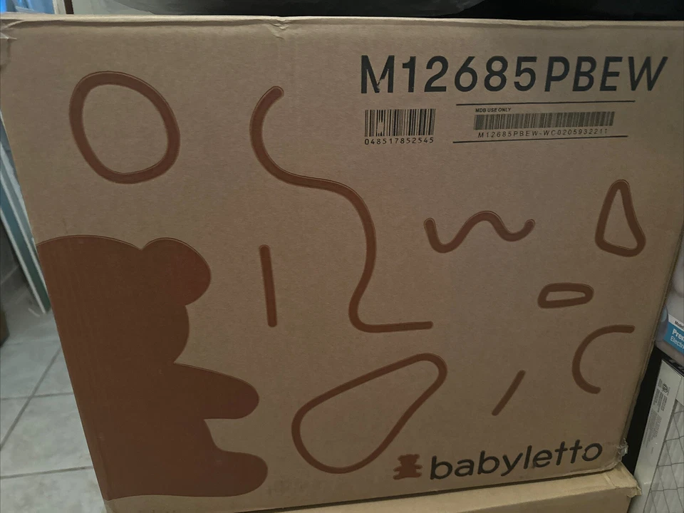 Otomana deslizante en tela de rendimiento ecológico  Foto 1 de 2