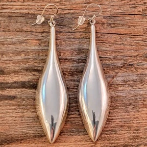 Orecchini a goccia allungati artigianali moderni sterling - Foto 1 di 6