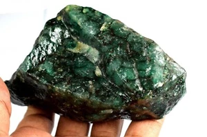 Colombian Treated Emerald Natural 1631 Ct Gemstone Rough IGL Certified B320 - Picture 1 of 4