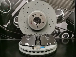 Genuine Mercedes-Benz W213 E-Class E43 AMG Front Discs & Pads Kit NEW! - Picture 1 of 11