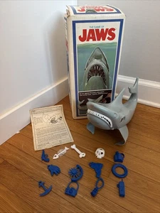 VINTAGE Jaws 1975 Game By Ideal - 100% Complete With Directions - Picture 1 of 11