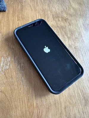 iPhone 11 64gb Excellent - Product Red - 100% Battery - Image 1 of 4