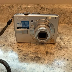Panasonic Lumix DMC-LS70 7.2MP Digital Camera Silver - Picture 1 of 5