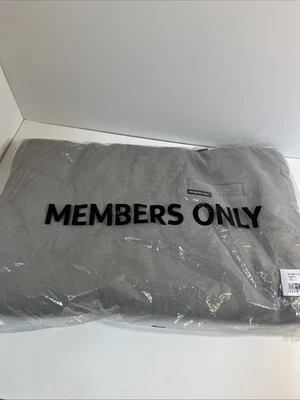 Sudadera con Capucha Gris Members Only Talla 3XL Cleveland Cavaliers United 2024 Foto 1 de 4