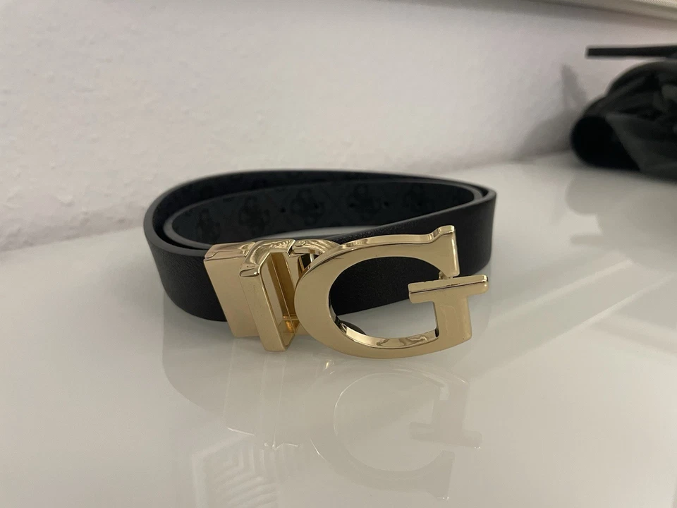 Gürtel Guess, Länge circa 85 cm, goldener Verschluss, ungetragen. - Bild 1 von 1