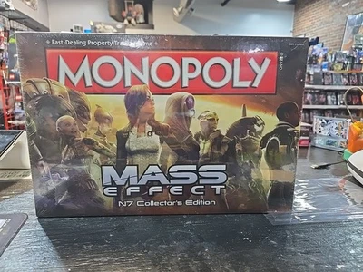Rare Monopoly Mass Effect N7 Collectors Edition Hasbro 2015 - Image 1 of 2