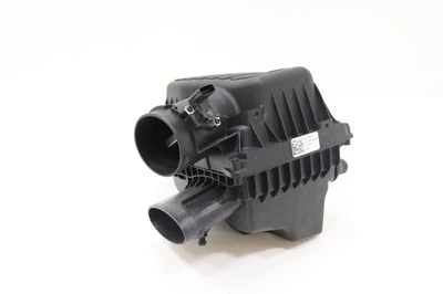 2018 - 2024 GMC TERRAIN AIR INTAKE CLEANER FILTER BOX ASSEMBLY OEM 84387757 - Image 1 of 4