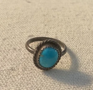 Native American Sterling Silver Turquoise Ring Sz 4.25 Saw Tooth Set Vintage - Picture 1 of 4