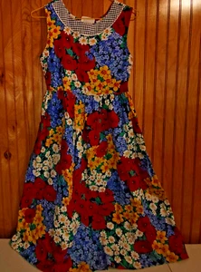 Girls Bonnie Jean Flowered Jumper Size 12? - Picture 1 of 10