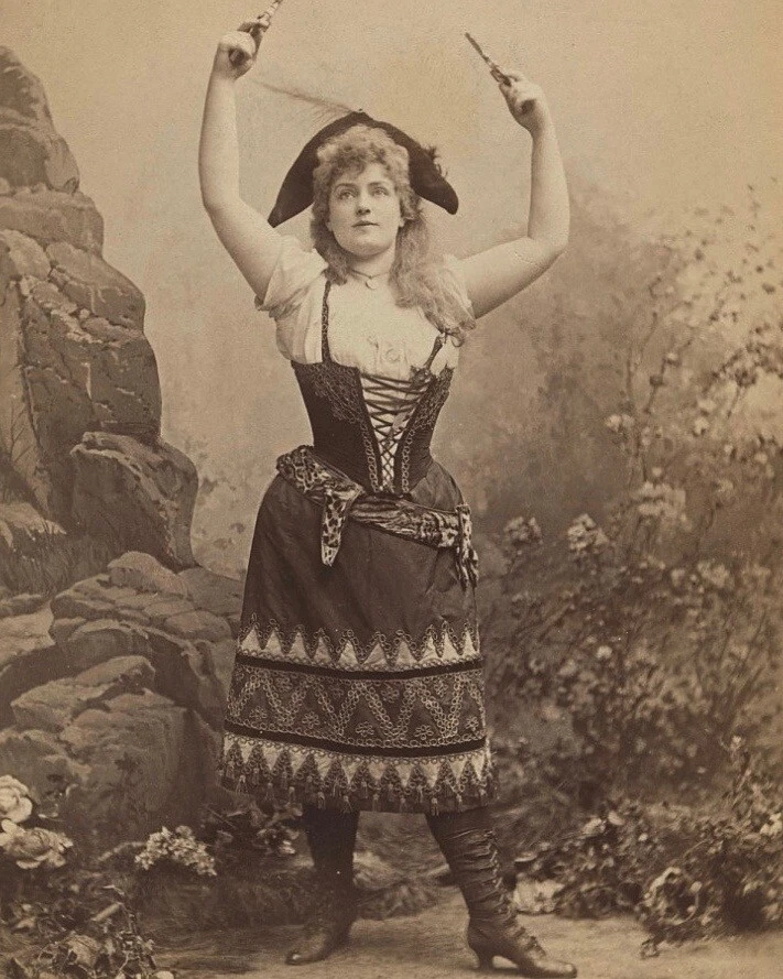 Lillian Russell 8X10 Photo Picture Image American actress & singer opera #4 - Image 1 of 1