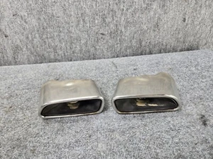 JUEGO PUNTAS SILENCIADOR ESCAPE PARACHOQUES TRASERO MERCEDES W117 SLK350 SL550 CLA250 OEM - Imagen 1 de 10