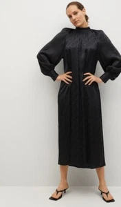 Mango Flowy dress with gathered waist size USA Size 6 - Picture 1 of 7