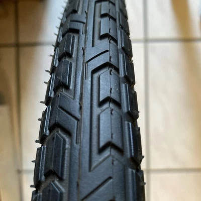 2 Pneumatici Chaoyang 22x1.75 rigido nero 47-457 NUOVI - Immagine 1 di 3