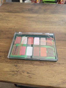 New The Body Shop Bold as Nature Eye Shadow Palette 12 x 1.1g Discontinued  - Picture 1 of 4