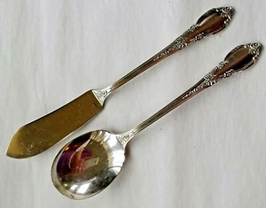 1881 ROGER SILVERPLATE BUTTER KNIFE, SUGAR SHELL ENCHANTMENT LONDONTOWN ONEIDA - Picture 1 of 6