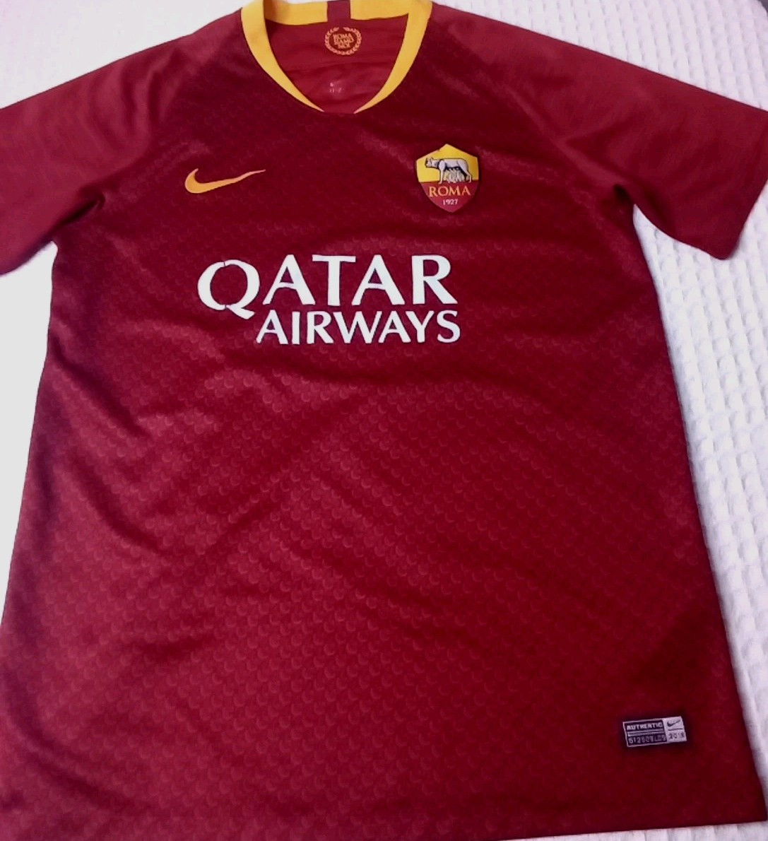 Nike AS Roma International Club Soccer Fan Shirts for sale Nike AS Roma International Club Soccer Fan Shirts for sale