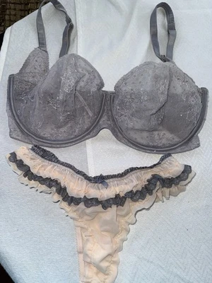 Victorias Secret Dream Angels Bra Unlined Lilac Grey Silver + Ruffle Thong 36DDD - Image 1 of 4