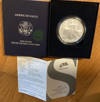 2007 W American Eagle One Ounce Silver Uncirculated with Box And COA USMINT Z7F - Image 1 of 4