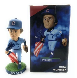 2013 Los Angeles Dodgers Rick Monday Bobblehead Save Flag Cubs NUEVO - Imagen 1 de 4
