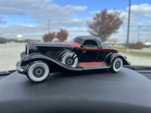 Vintage Avon Black 1932 Auburn Boattail Speedster Handcrafted Car Replica 1983 - Bild 1 von 5