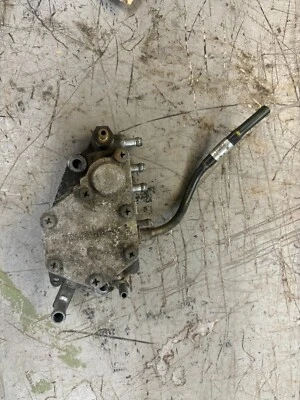 2004 Yamaha Viper 700  Fuel Pump Assy 8DF-24410-00-00  RW6468 - Image 1 of 2