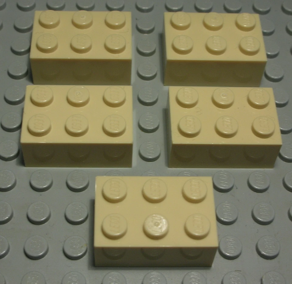Lego Stein 2x3 new Beige 5 Stück - Bild 1 von 1