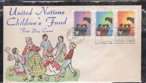 1961 UN FDC - Scott # 97-99 - correo extranjero coloreado a mano con hoja informativa - Imagen 1 de 2