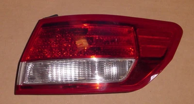 Luz trasera exterior para pasajero derecho Lincoln MKZ 10 11 12 Foto 1 de 3