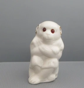 Crested Ware - Unmarked Monkey with Crossed/Folded Arms, Red Eyes - Greenwich - Picture 1 of 7