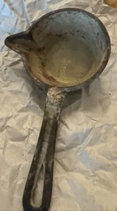 Antique VTG 8” Cast Iron Mini smelting pot - Picture 1 of 4