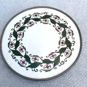 Vintage Round Art Nouveau TEAPOT STAND with Green Leaf Border & Metal Band - Picture 1 of 3