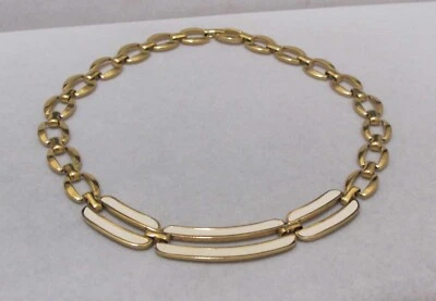 NAPIER Modernista Crema Esmalte Tono Dorado Eslabón 16” Gargantilla Collar Cierre Oculto Foto 1 de 4