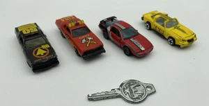 Lotto 4 auto Kidco + chiave di blocco auto pressofuse Z28 - Foto 1 di 17